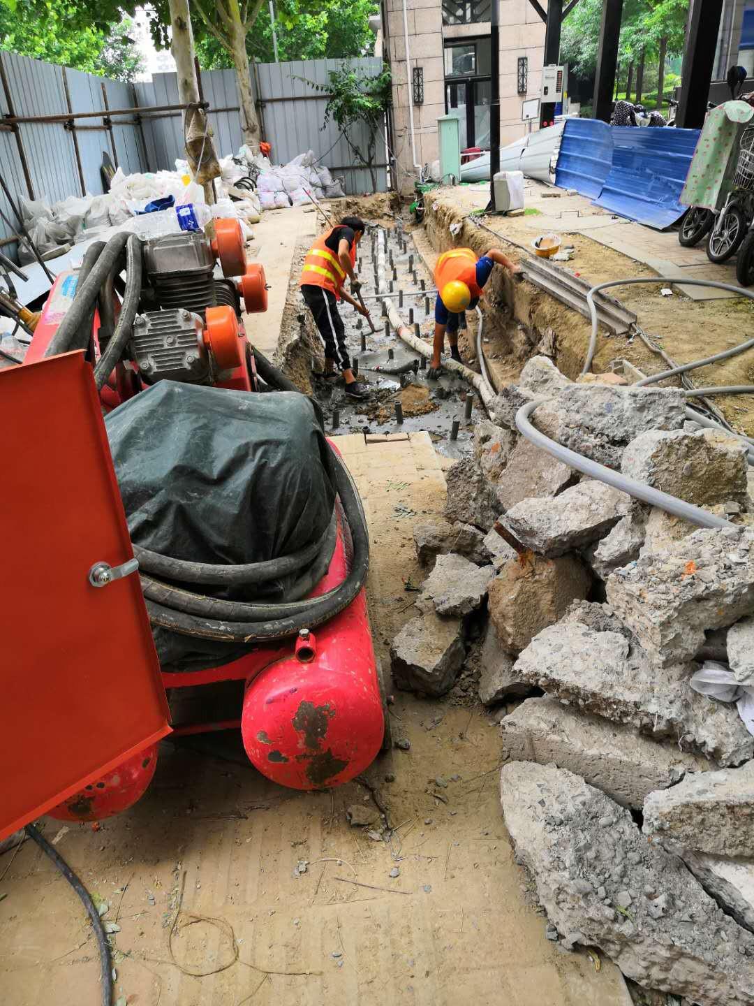 盐边地基加固解决房子的地基下沉问题